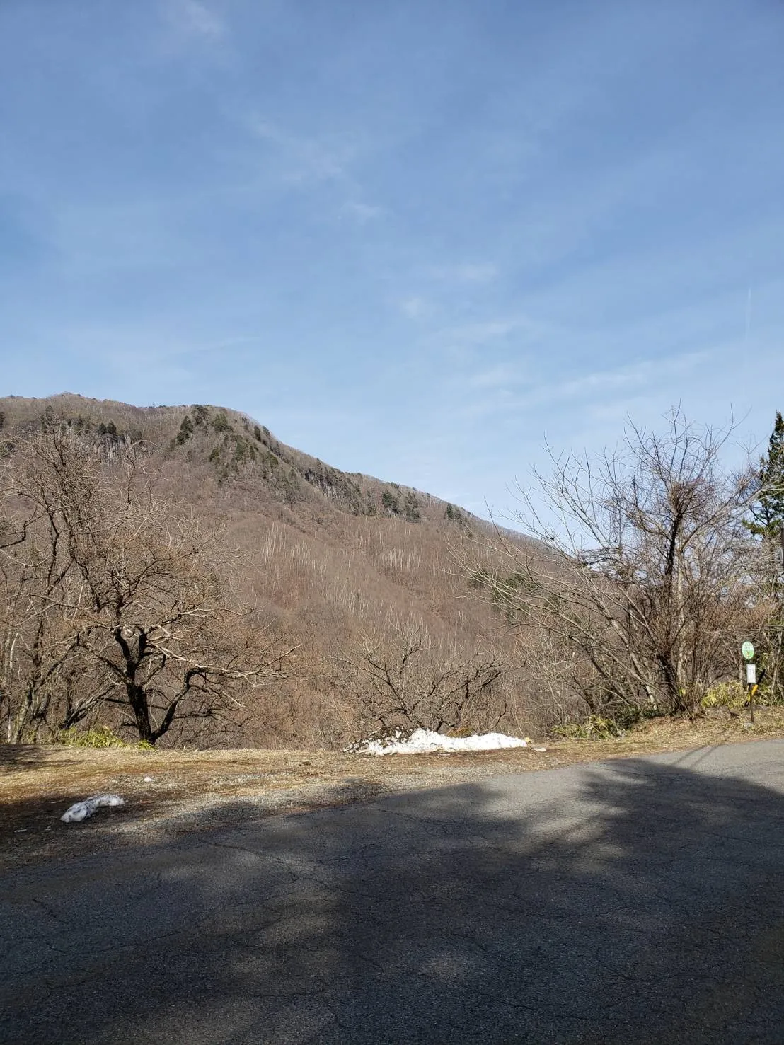 三重県四日市市お墓の追加彫り-既存文字に書体を合わせ彫刻｜彫刻本舗