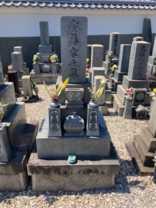 愛知県　お墓　追加彫り　クリーニング　色入れ　施工例